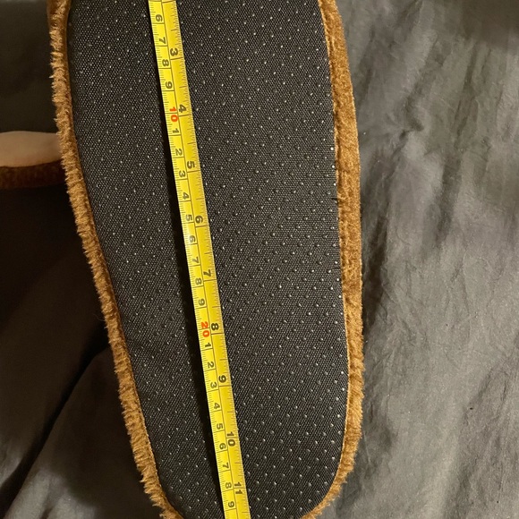 Slippers - Picture 4 of 4